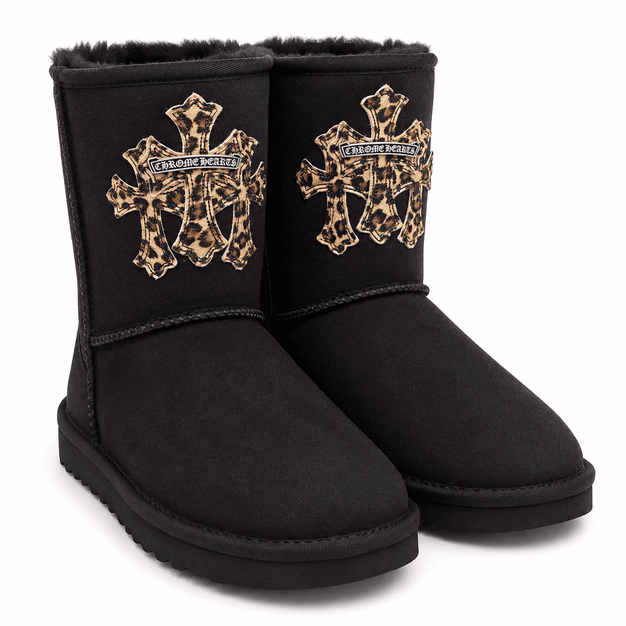 p09-main Women Chrome Heart Uggs